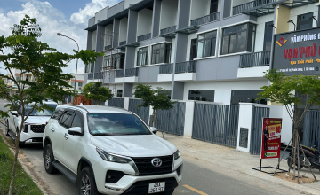 Nhà phố phước đông new city, 1 trệt 2 lầu full nội thất