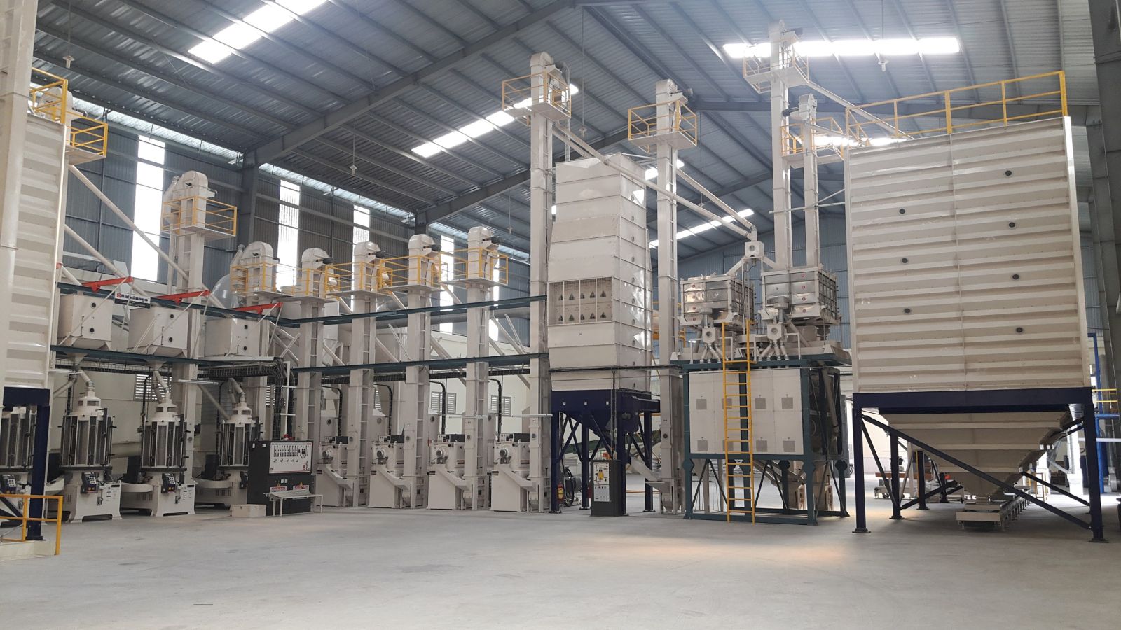 Nhà máy chế biến lương thực hơn 52.455m2 giá chỉ 28 tỷ